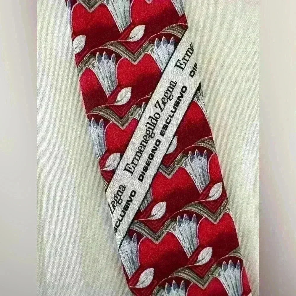 Ermenegildo Zegna 100% Silk Tie - Picture 5 of 9